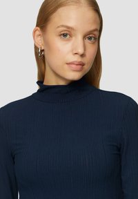 QS Longsleeve - tiefblau