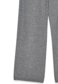 Grau gestrickte Stoffhose mit weitem Bein und gerippten Säumen, gezeigt vom mittleren Oberschenkel bis zum Knöchel vor weißem Hintergrund.