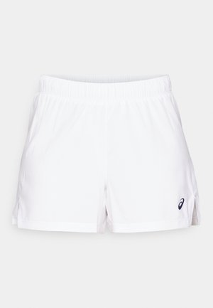 Baltas sporta šorts ar elastīgu jostasvietu, sānu šķēlumiem un mazu melnu logo apakšējā labajā pusē. Izgatavoti no viegla materiāla.