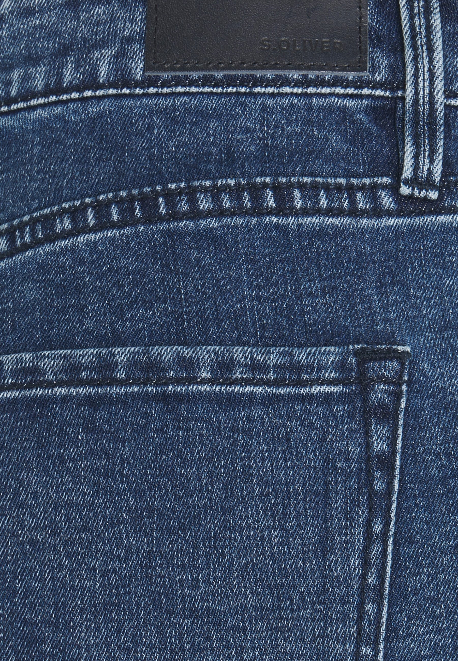 s.Oliver HOSE - Relaxed fit jeans 