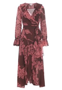 Vestido envolvente de color marrón oscuro con estampado floral en rosa, con escote con volantes, mangas largas y transparentes, y detalle de cintura anudada.