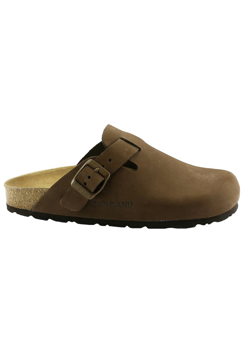 Zoccolo in pelle marrone con fibbia regolabile, soletta in sughero, suola in gomma e fori di ventilazione laterali. Resistente e facile da indossare.