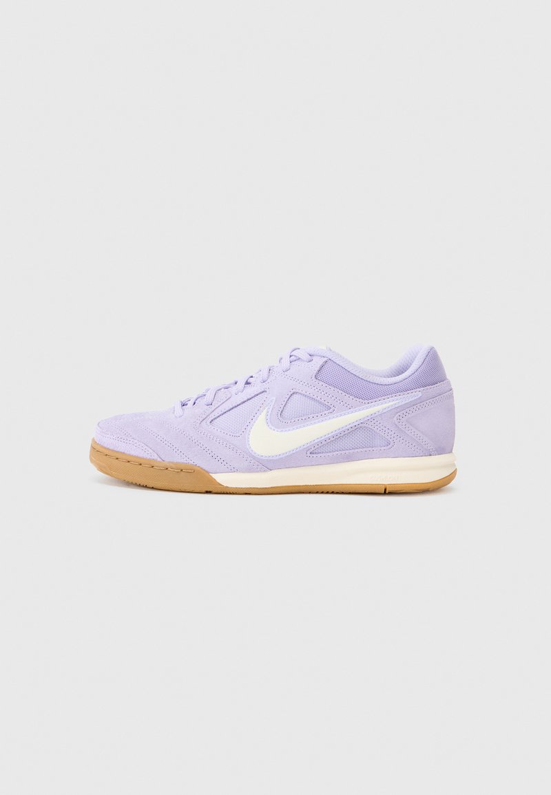 Nike Sportswear Baskets basses lilas