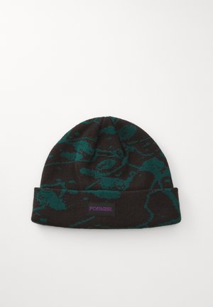 Black and teal knitted beanie with a camouflage pattern and a folded cuff. Features a rectangular purple label with the word "FORMER."