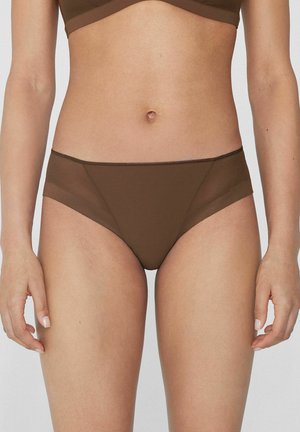 Pantaloni hipster marroni realizzati in tessuto morbido, caratterizzati da un design pulito, una vestibilità bassa e pannelli laterali trasparenti per un tocco di originalità.