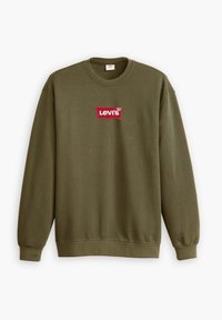 Felpa verde oliva in cotone, con colletto a girocollo a coste, maniche lunghe e logo Levi's ricamato rosso sul petto.