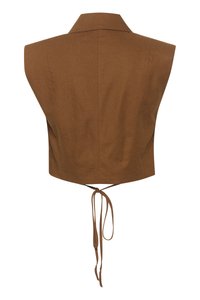 Top corto marrone con colletto strutturato e schiena aperta. Presenta una chiusura a fiocco in vita. Realizzato in un tessuto testurizzato.