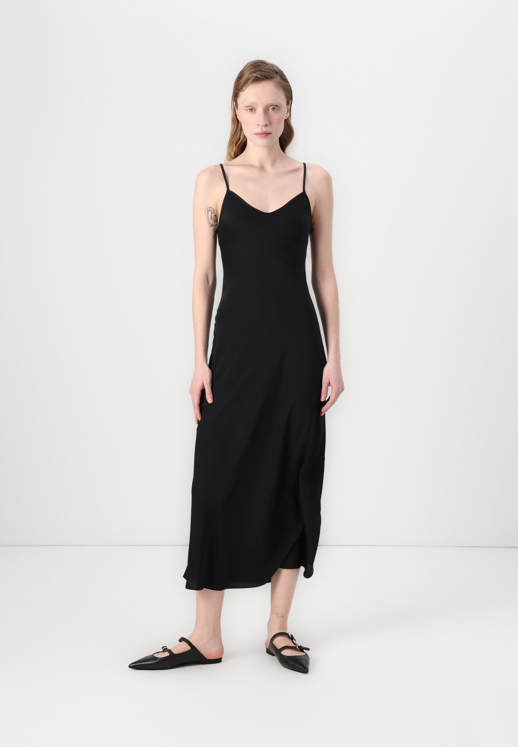 AllSaints Bryony Rosalia Floral Midi Slip Dress In White | Lyst UK - Foto 10