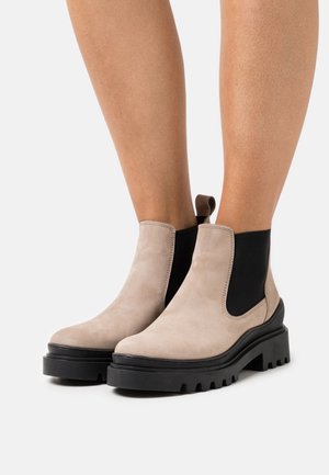Platform ankle boots - taupe