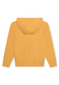 Sweat-shirt à capuche jaune avec une texture lisse, des poignets et un ourlet côtelés. Présente une couture centrale et une seule capuche à l'arrière.