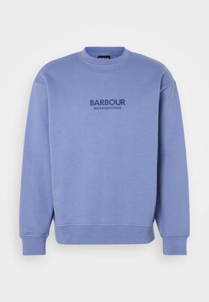 Sweatshirt albastru deschis cu manșete și margine pliată. Prezintă un gât rotund și un logo Barbour International în nuanță de navy pe față.