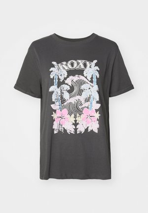 Juodas medvilnės marškinėliai su Roxy logotipu, palmėmis, bangomis ir rožinėmis hibiskų gėlėmis vintage dėvėtame grafinio dizaino stiliuje.