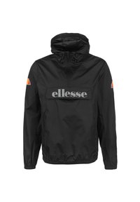 Zwarte waterdichte jas met een capuchon, half-rits voorkant en elastische manchetten. Heeft een opvallend zilveren logo en kleurrijke accenten op de mouwen.