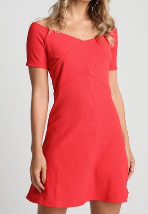 Robe de jour - red