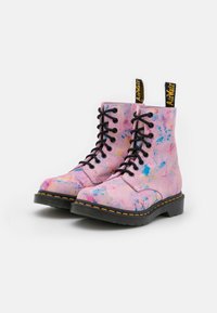Dr. Martens Botines con cordones - pink