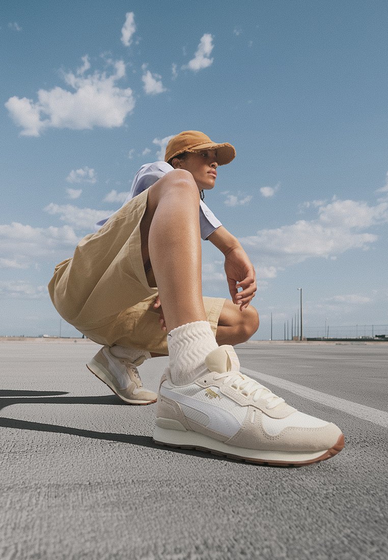 Puma Sneakers laag beige Puma Sneakers laag beige