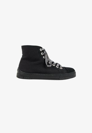 CHANEL, CLOTH TRAINERS BLACK - Baskets montantes - black