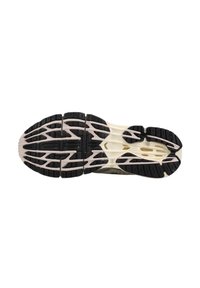 Suola di scarpa da corsa con battistrada in gomma nera, intersuola beige e scanalature testurizzate. Presenta un design aerodinamico per aderenza e stabilità.