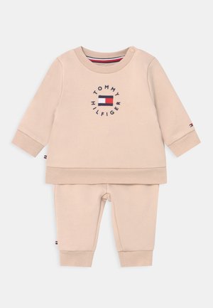 BABY HERITAGE LOGO SET UNISEX - Trainingspak - smooth stone