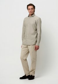 No seleccionado, mid green