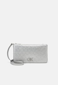 Calvin Klein - LOCK DOUBLE - Sac bandoulière - silver-coloured Image miniature 1