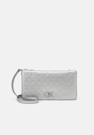 Calvin Klein, LOCK DOUBLE - Umhängetasche - silver-coloured
