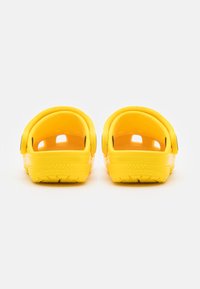 Crocs CLASSIC UNISEX - Μιουλ - lemon