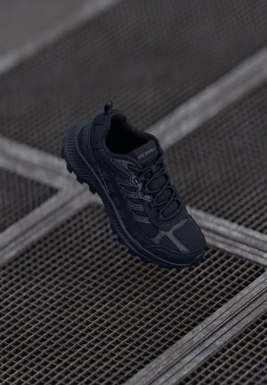 SPEED STRIKE 2 TREK - Zapatillas - triple black