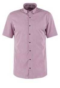 Lyhythihainen nappikiinnitteinen paita, jossa on punavalkoruudullinen kuvio, leveä kaulus ja ruskeat napit, valmistettu kevyestä kankaasta.