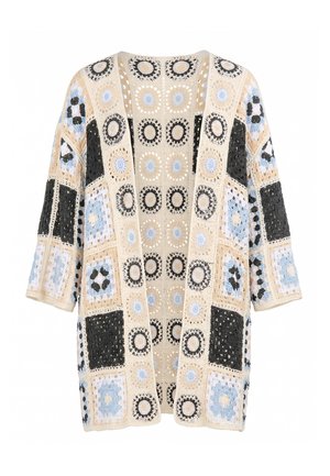 Åben-front hæklecardigan med 3/4 ærmer, med beige, sort, blå og hvide firkantede mønstre i blomster- og cirkeldesign.