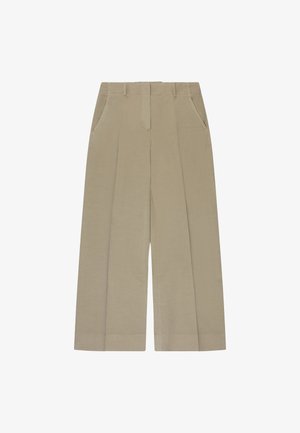 Beige weite Hose mit vorderen Falten, Seitentaschen, Gürtelschlaufen und einem Reißverschluss.