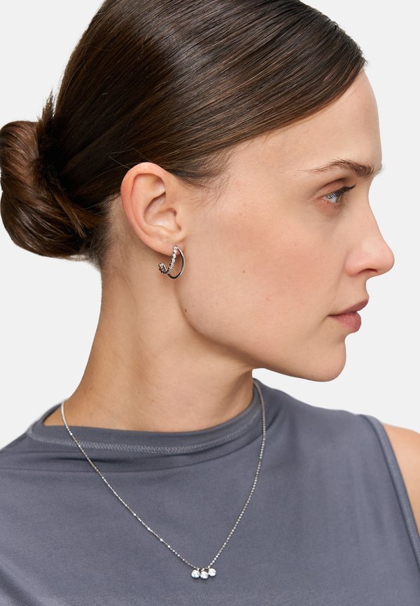 Halskette - silberfarben