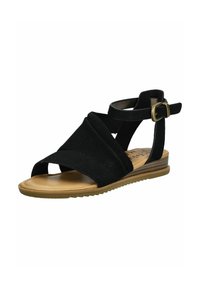 Černé sandály vyrobené z měkké tkaniny s širokými křížovými popruhy a nastavitelním přezkovým uzávěrem na kotníku. Mají texturovanou podrážku pro lepší přilnavost.