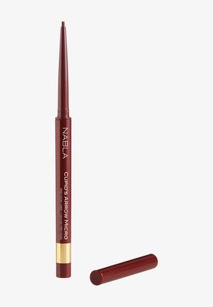 Crayon eye-liner fin rétractable bordeaux avec accent doré et capuchon assorti séparé, étiqueté Nabla Cupid's Arrow Micro Precision Liner.