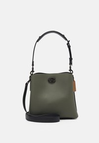 Não selecionado, army green multi