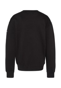 Sudadera negra con cuello redondo, mangas largas, puños y dobladillo acanalados. Tejido suave con textura lisa, con un pequeño logo de la marca en la manga.