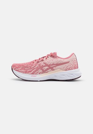 DYNABLAST 2 - Neutral running shoes - pearl pink/deep mars