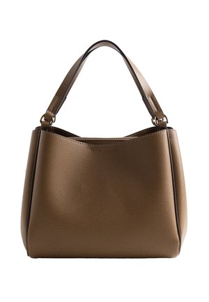 Brun håndtaske i tekstureret læder med dobbelte skulderstropper og en let buet topkant, vist mod hvid baggrund.