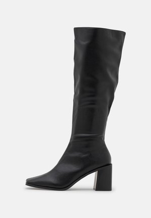 Boots - black