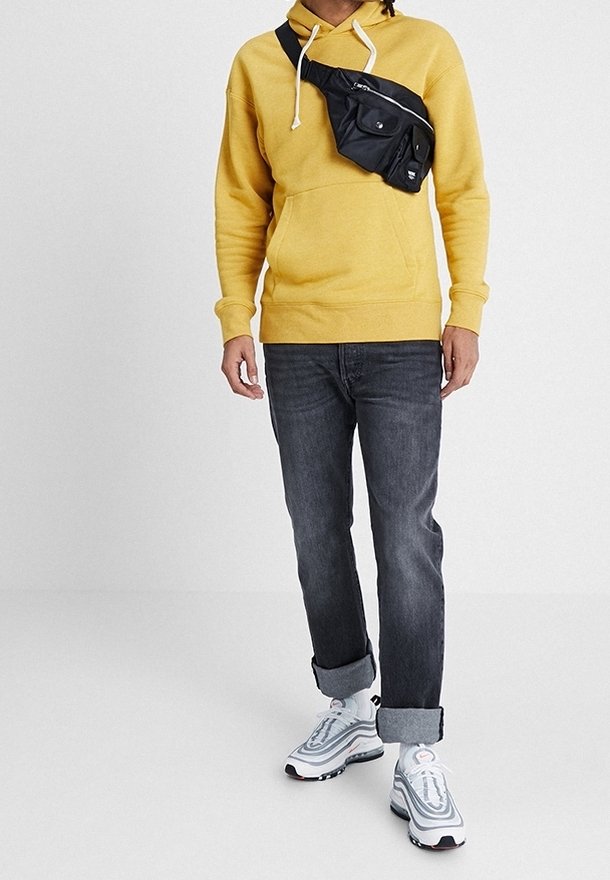 yellow nike hoodie outfit