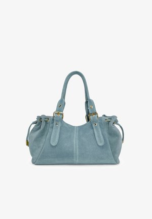 Sac en daim bleu clair avec quincaillerie dorée, deux courtes anses et des côtés froncés pour une forme douce et arrondie.