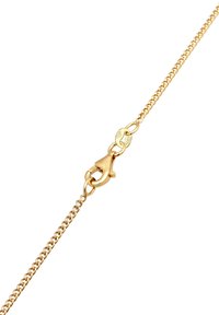 Collier en or avec une texture lisse et polie ; présente un fermoir à homard et des maillons plats entrelacés.