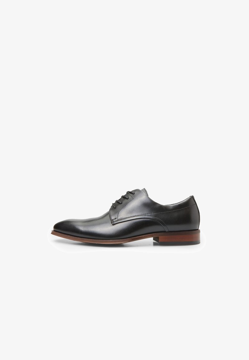 Bata Veterschoenen - nero