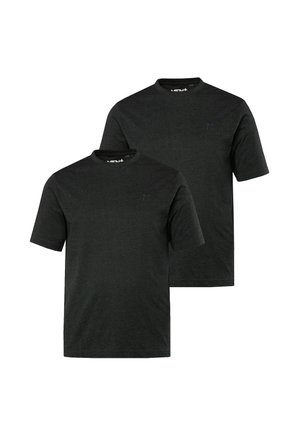 Zwei kurzärmelige T-Shirts aus dunkelgrauem Stoff mit rundem Halsausschnitt und kleinem Logo auf der Brust. Glatte Textur, lässiges Design.