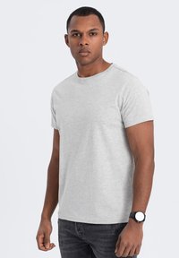Ombre T-shirts basic - grey