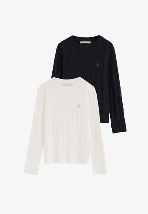 Due maglioni a girocollo a maglia rasata, uno bianco con logo beige e uno nero con logo rosa, mostrati sovrapposti su sfondo bianco.