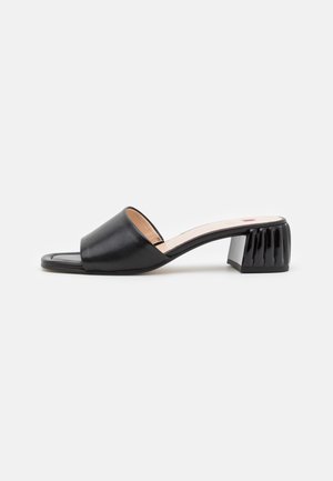 Högl, Mules à talons - black