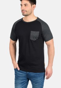 INDICODE JEANS - IDGRESHAM - T-shirts print - black Miniaturebillede 1