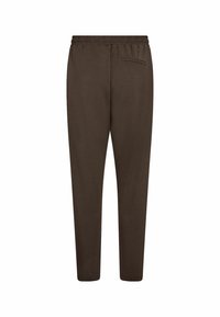 Bruine joggingbroek met een koord in de taille, taps toelopende benen en een enkele achterzak voor extra functionaliteit. Zachte, gestructureerde stof.