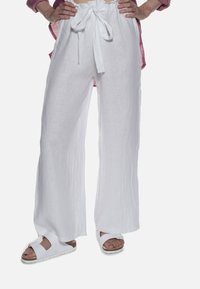 ACANFORA Pantaloni - bianco